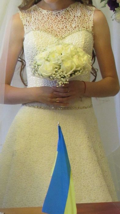 Весільна сукня в ідеальному стані