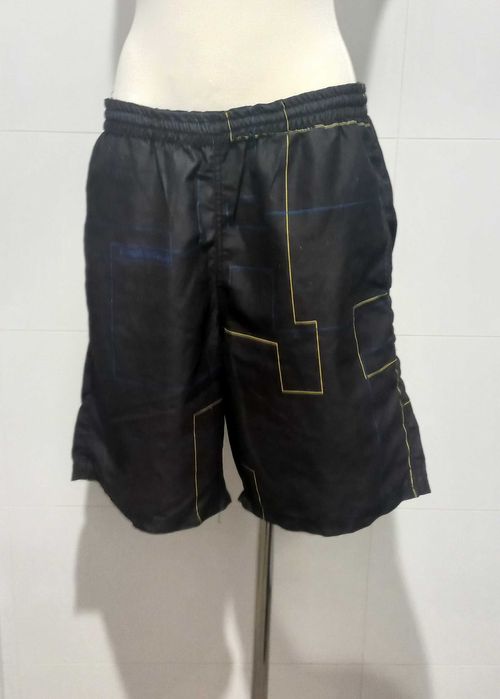 Męskie krótkie spodenki Cropp z wiązaniem w pasie i kieszeniami