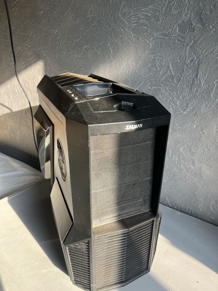 Корпус Zalman Z11 Plus