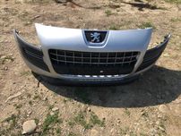 Бампер передній без противотуманок Peugeot 3008
