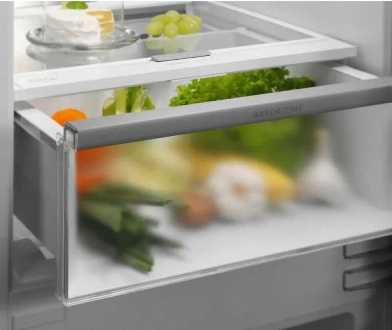 Lodówka do zabudowy Electrolux Genesi 800 MultiSpace ENC8ME18R