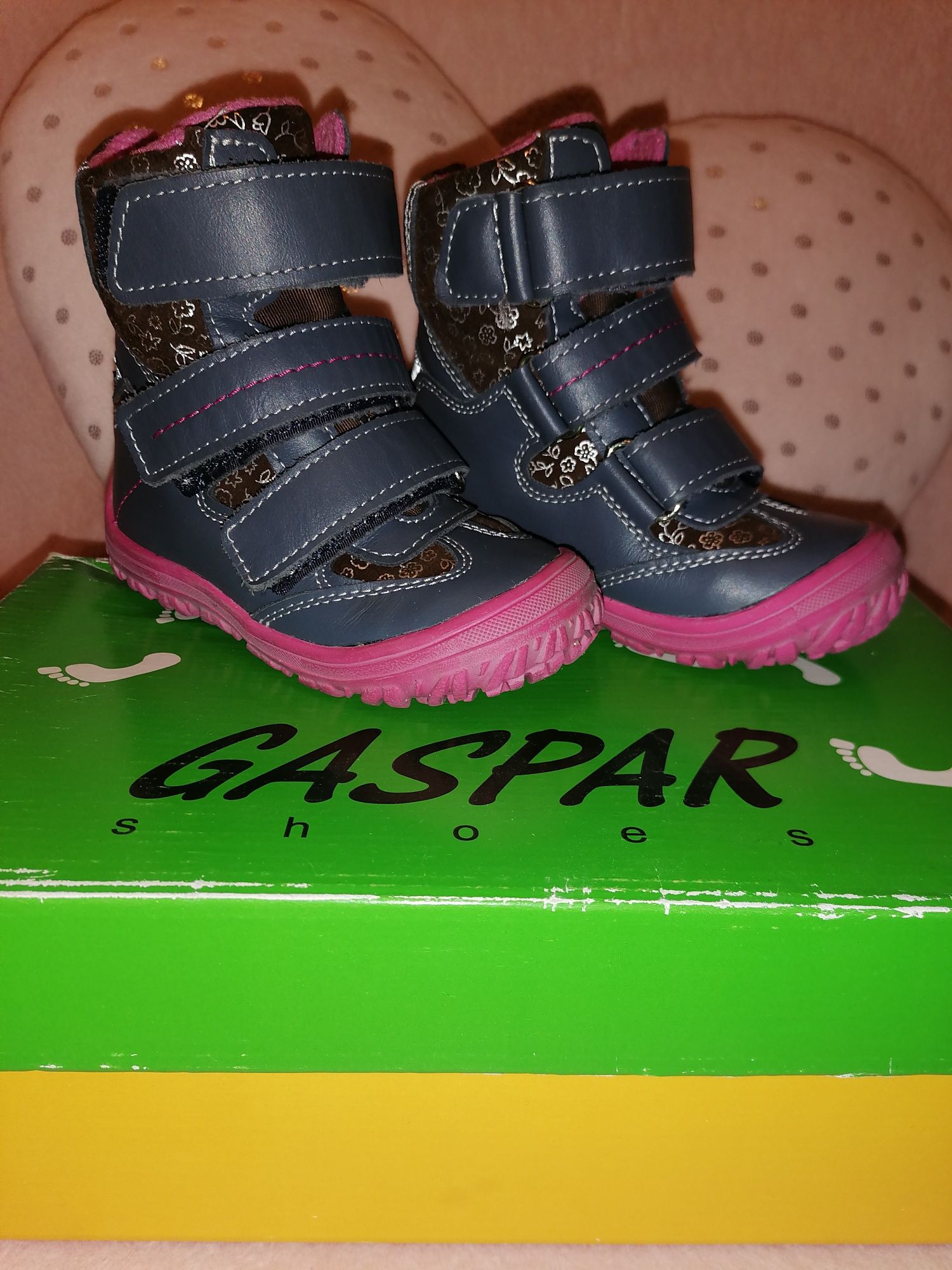 Kozaki buty zimowe Gaspar r 24