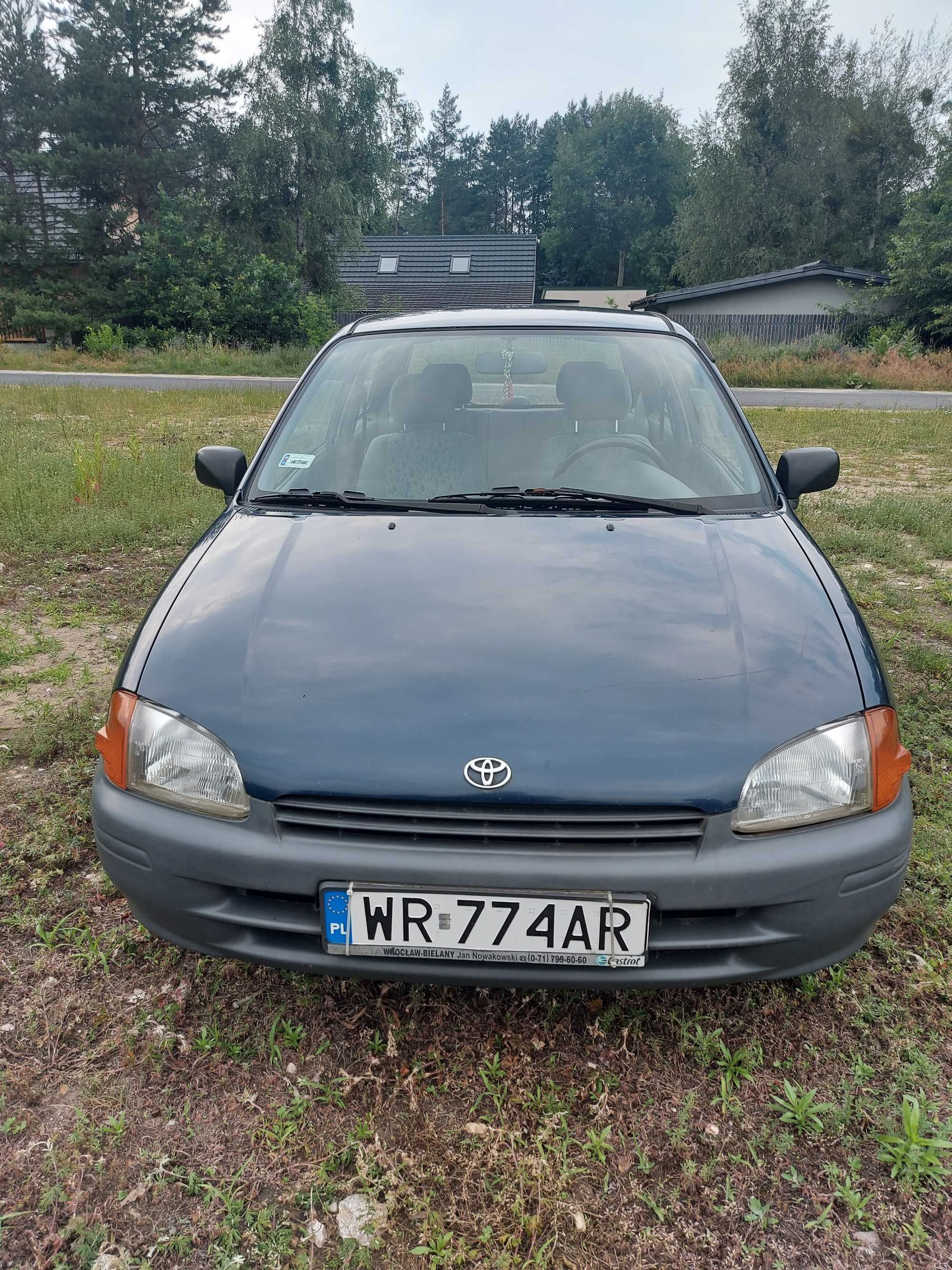 Toyota Starlet 1997 rok 1,3 benzyna