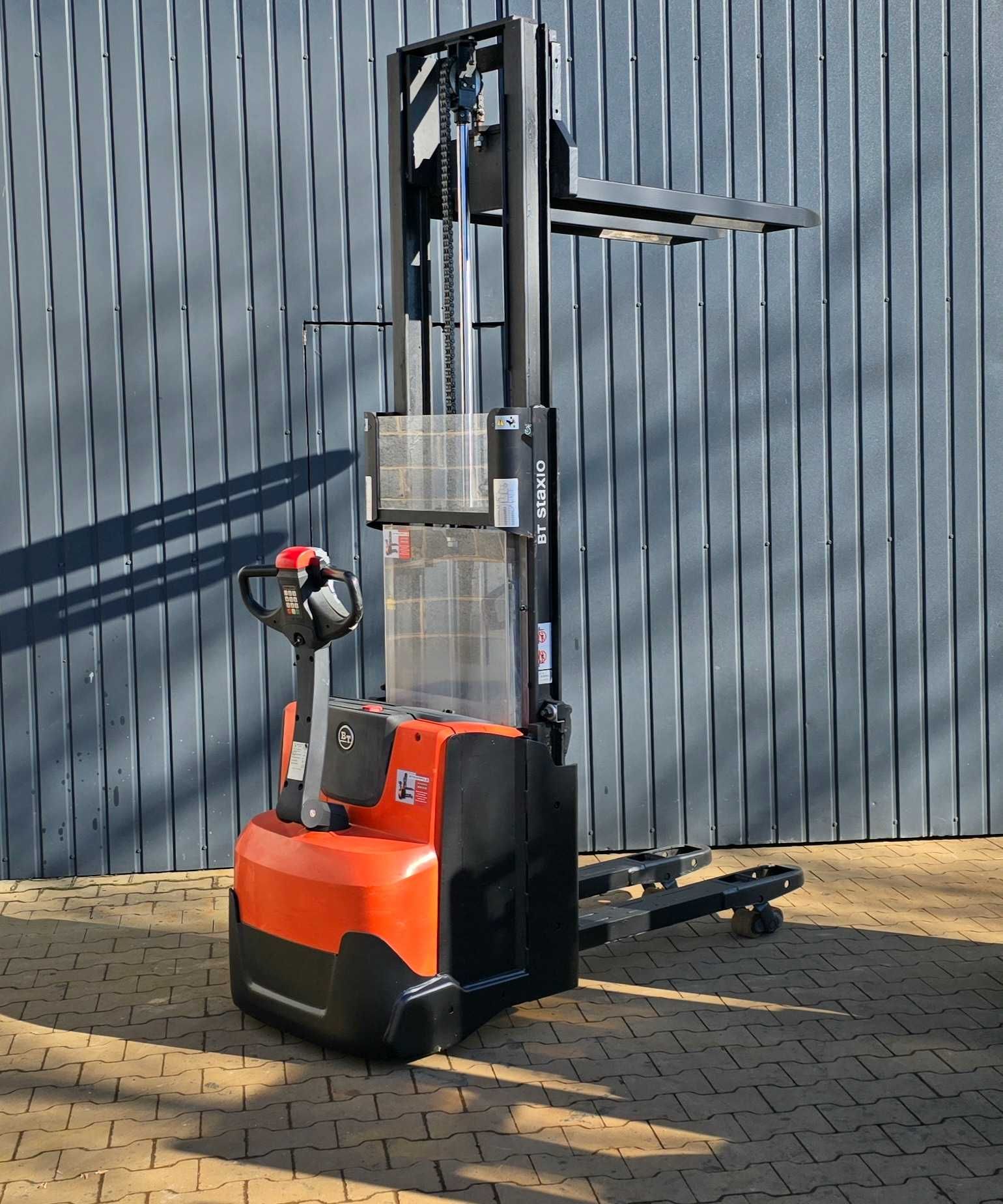 BT SWE 200d 2581mth paleciak elektryczny wózek widłowy niski maszt