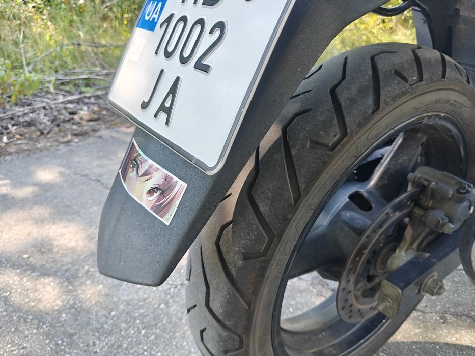 Suzuki GSR 250 інжектор