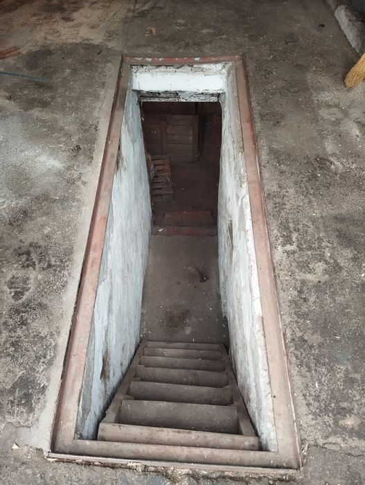 Гараж металевий автокооператив "Політ"