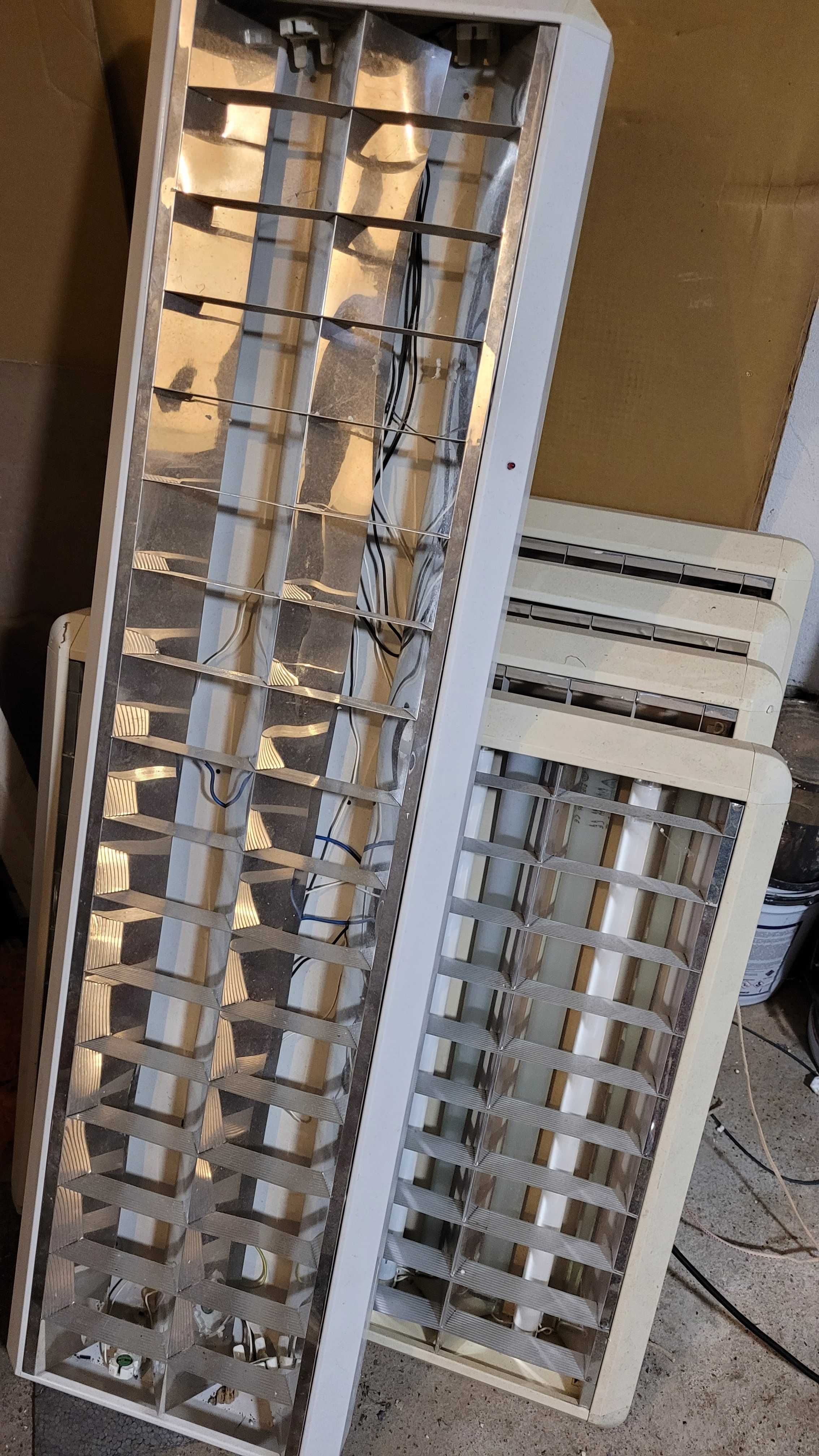 Lampa rastrowa Oprawa rastrowa