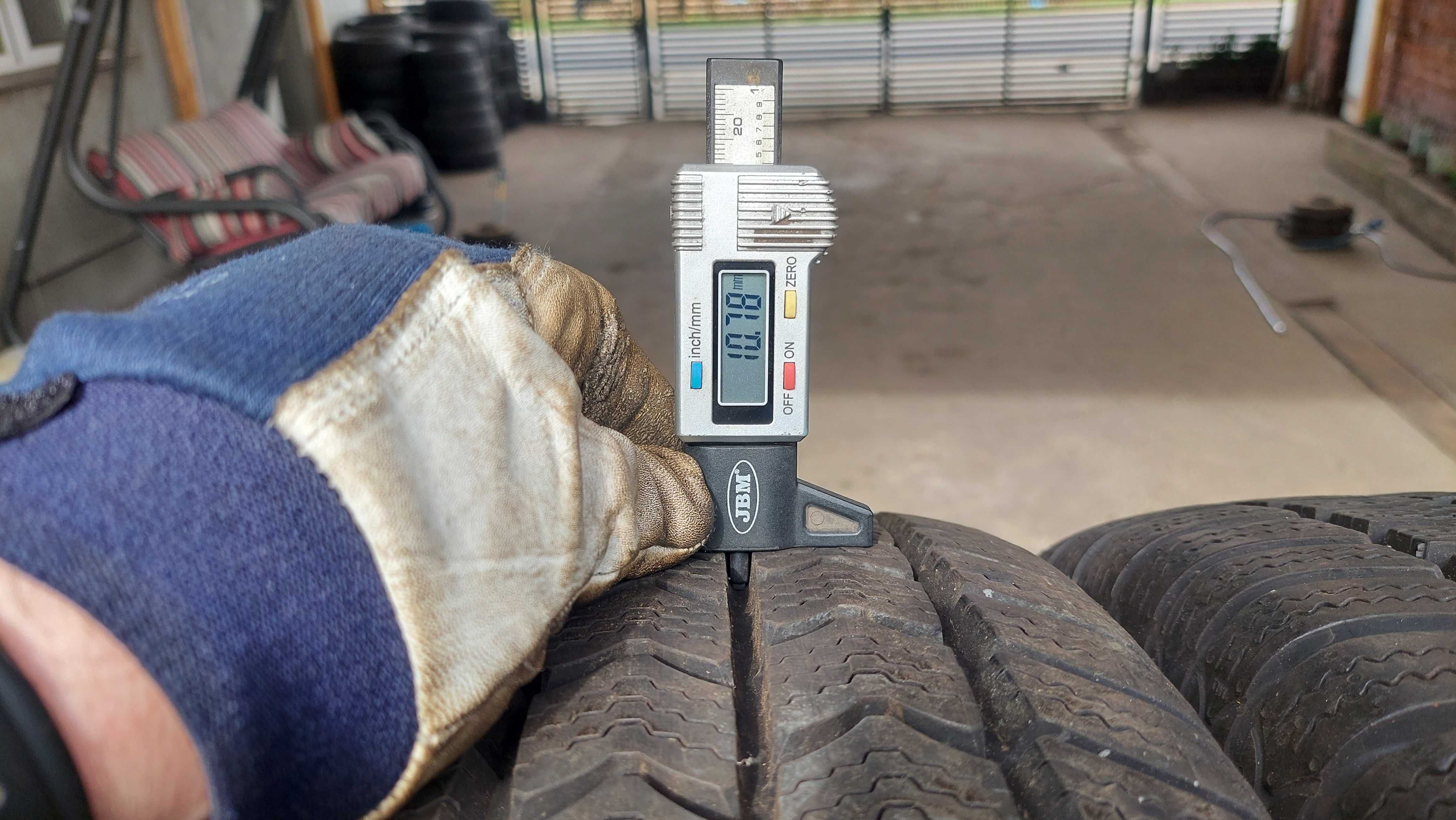 Opony zimowe 4x 195/70r15C Semperit Van-Grip 2 DEMO 10mm MONTAŻ