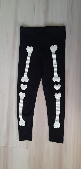 Czarne leginsy kości Halloween Kościotrup r.116