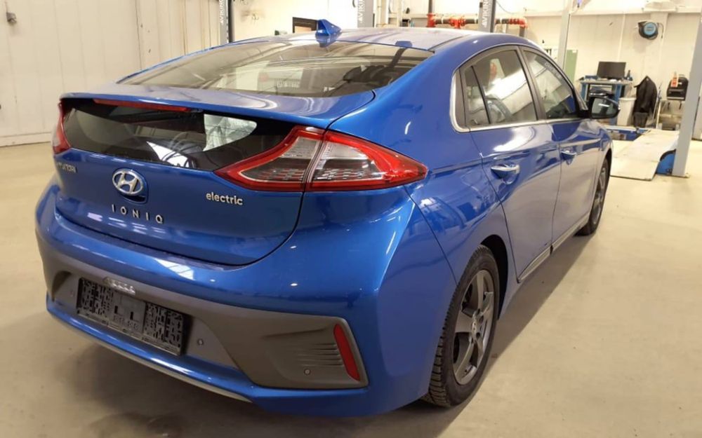 Hyundai Ioniq Premium 28 kWt 2018