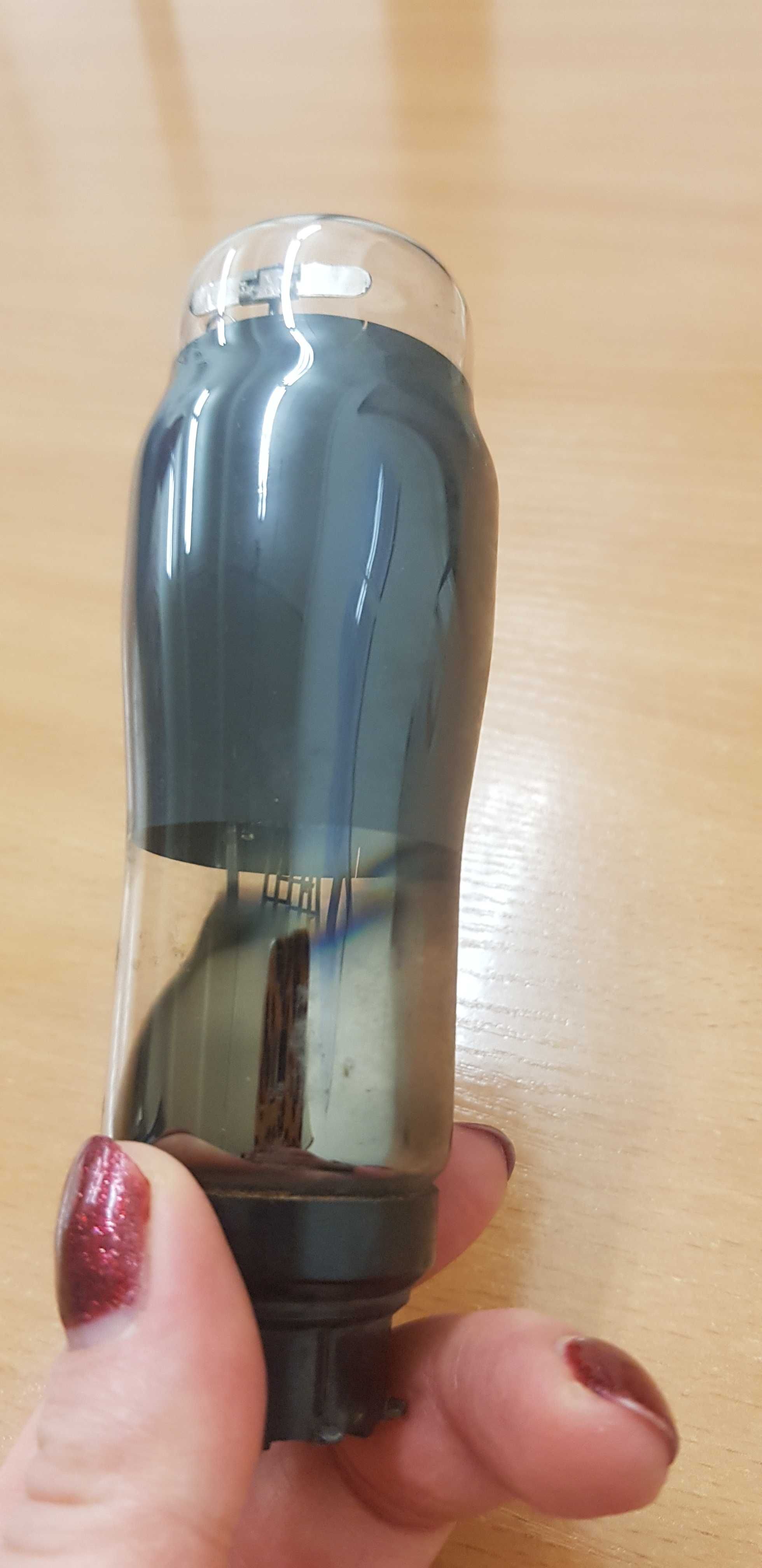 Lampa elektronowa Ad-1