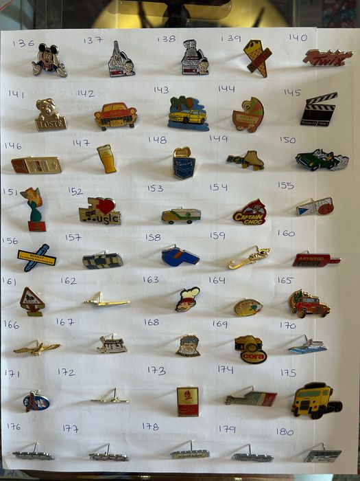 Coleção Pins vintage