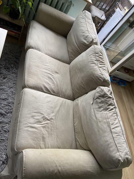 Sofa Ikea.
