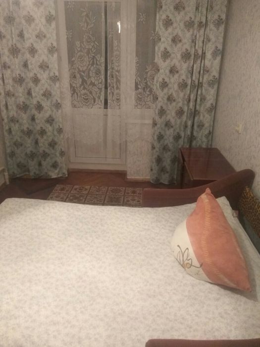 Подобово. Однакімнатна. Двокімнатна. Центр. Л.Лук'яненка.