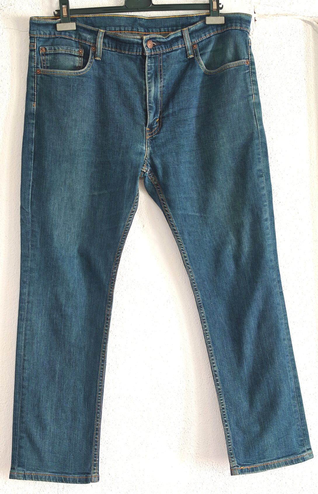 Calças Levis 511 praticamente novas