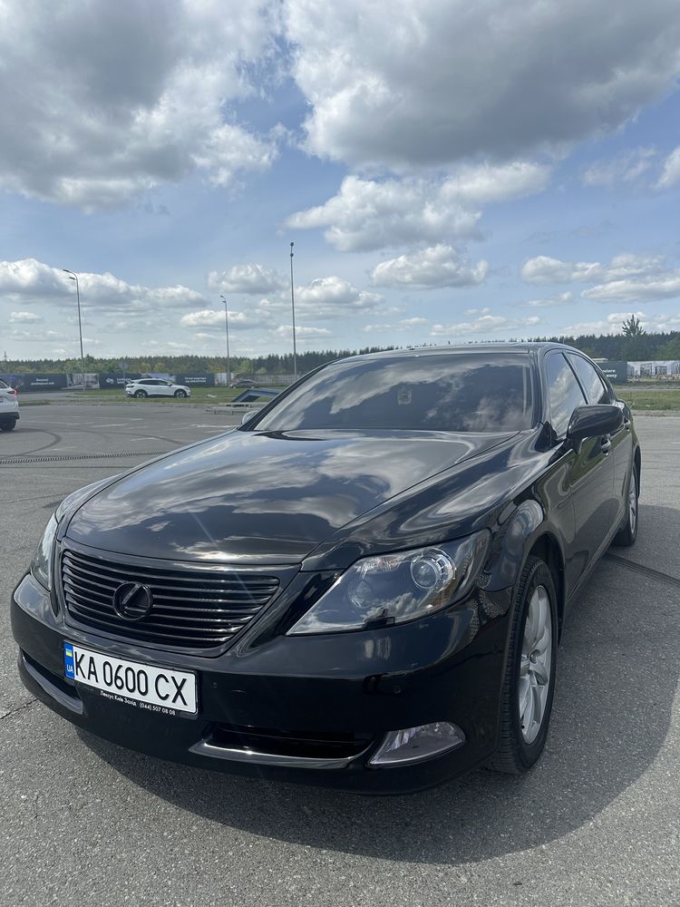 lexus ls460 long