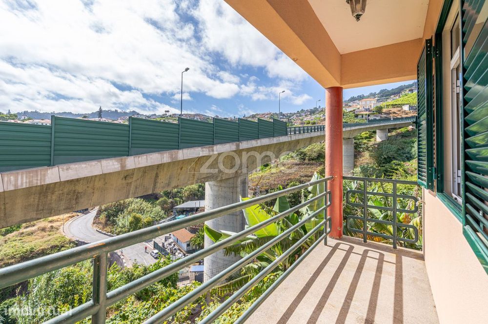 Moradia Térrea T3 no Estreito de Câmara de Lobos