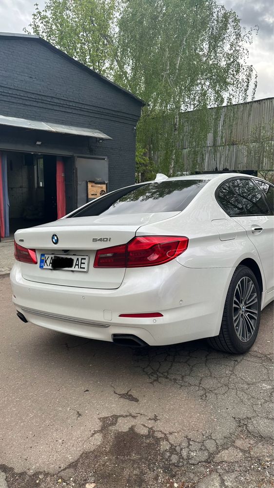 Продам бампера BMW G30 2017 год