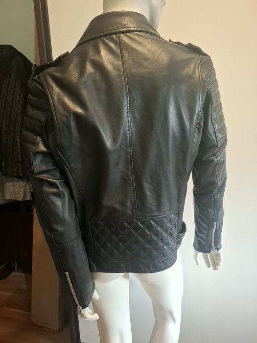 Blusão em pele tamanho L alta qualidade