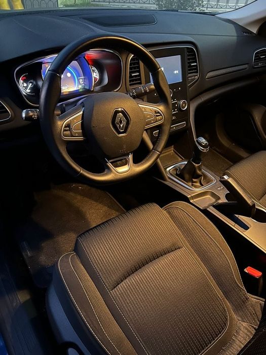 Renault Megane 4 Energy Business