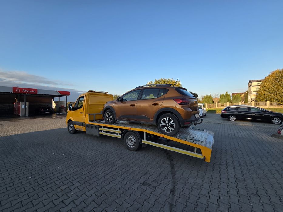 Wynajem lawety wypożyczalnia autolaweta pomoc drogowa holowanie