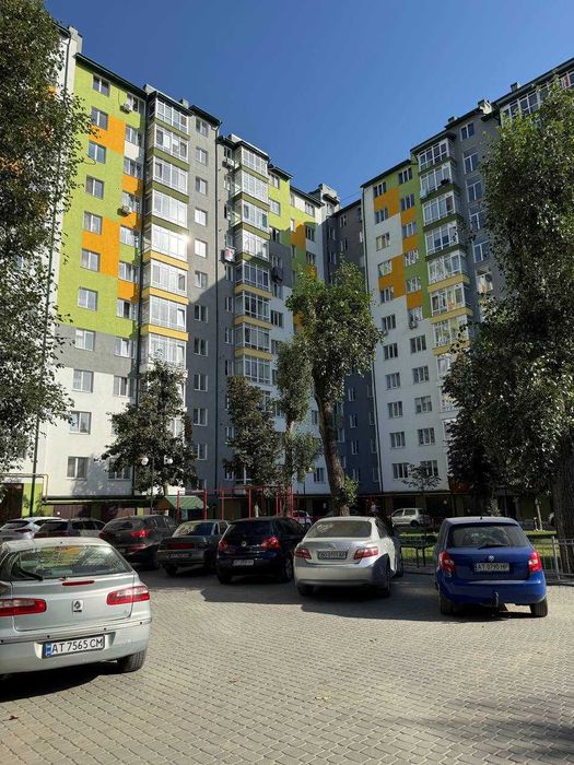 Велика 3-к здана, повність готова до ремонту