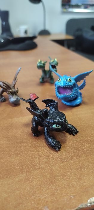 Figurki smoków Jak wytresować smoka że Szczerbkiem