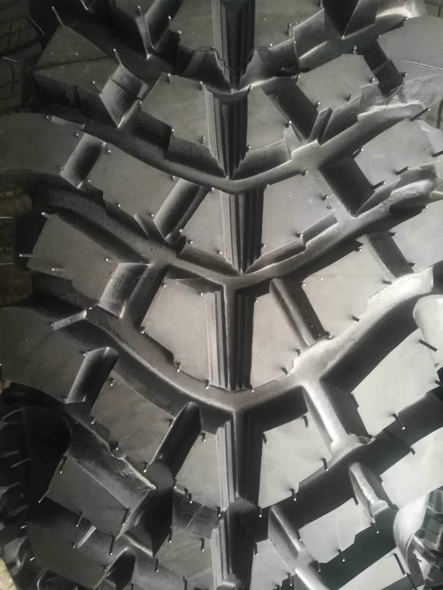 Opony 225/70r15 TERENOWE 4x4 Bieżnikowane