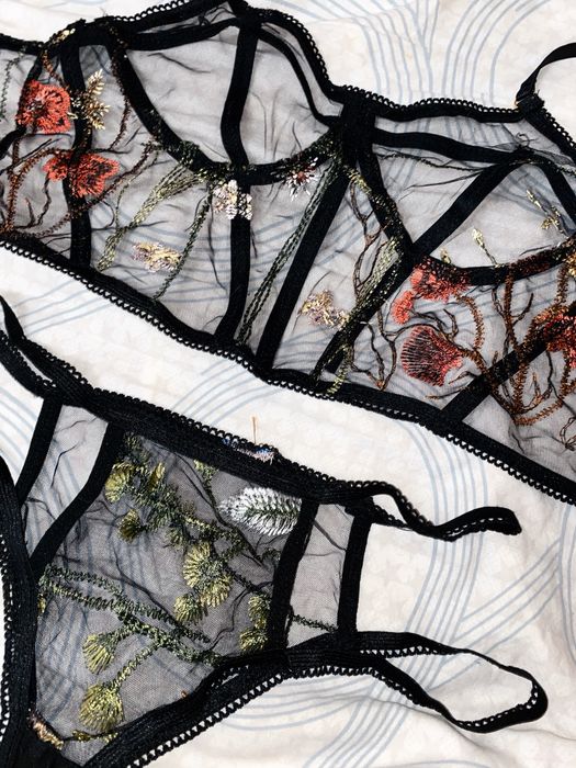 Комплект белья Новый Комплект білизни