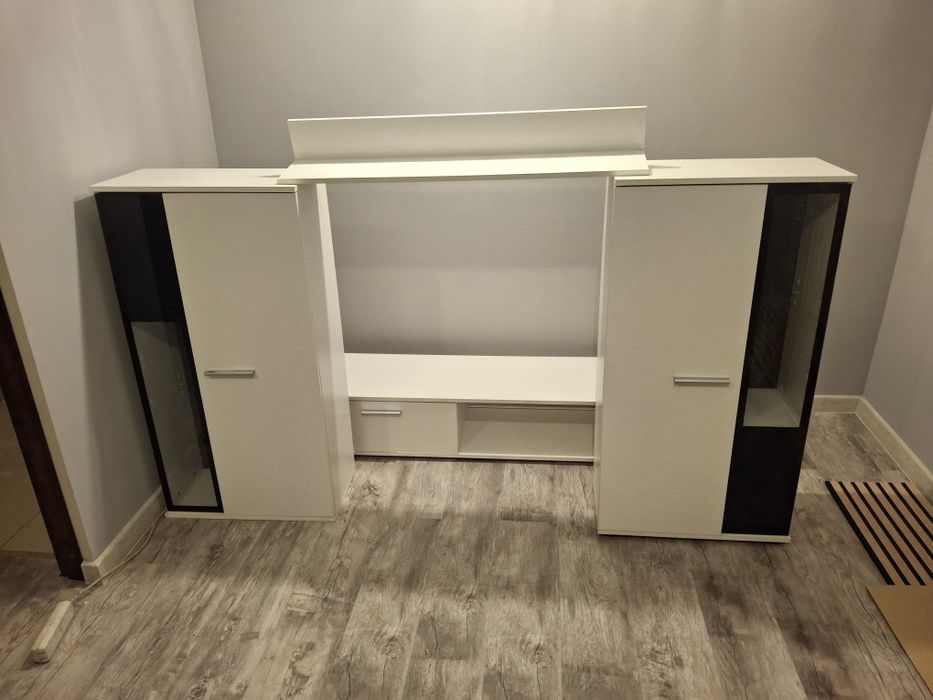 Sprzedam zestaw mebli do salonu