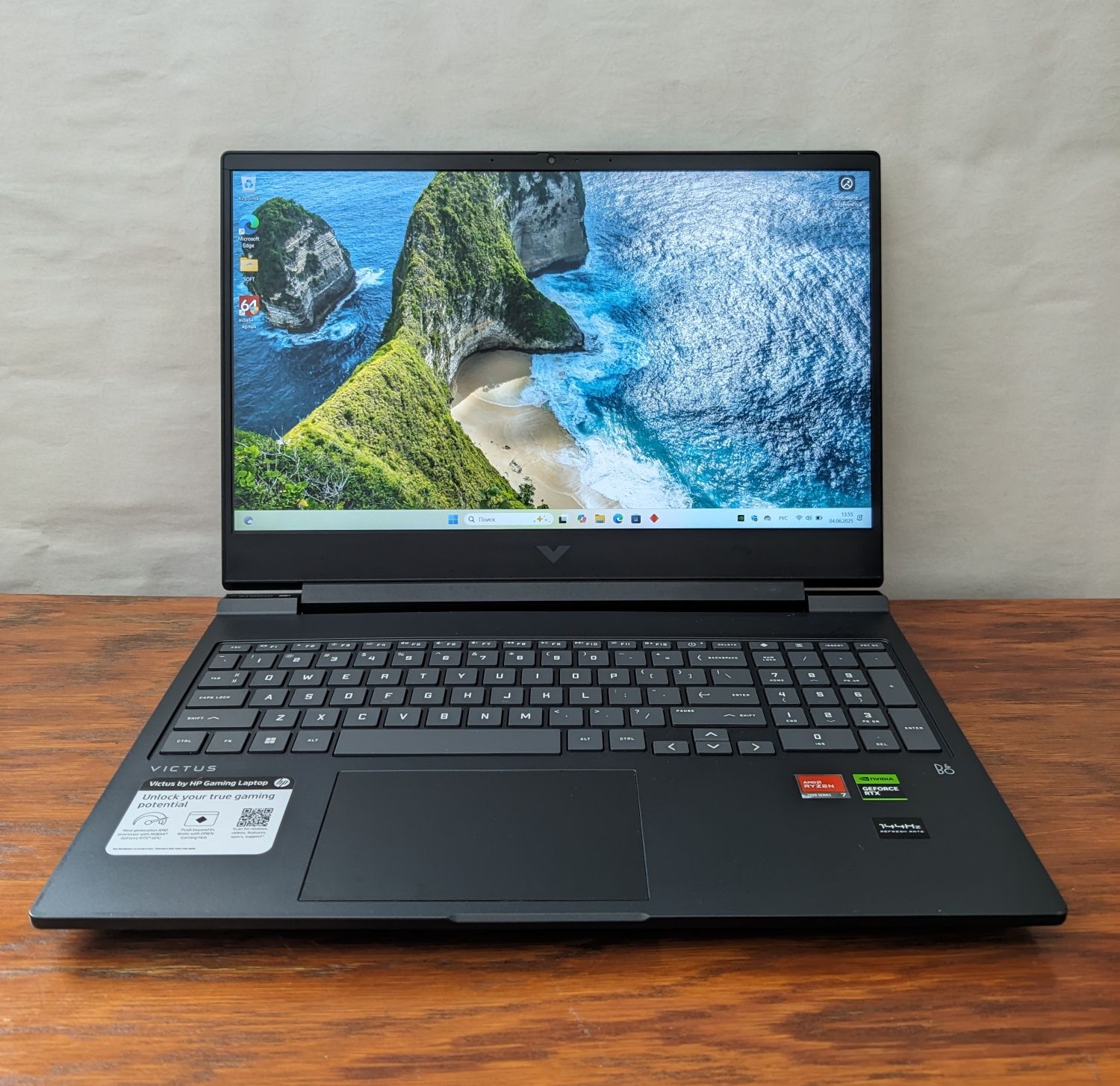HP Victus 16 rtx4050 7840hs 16ram 1Tb