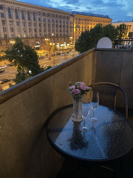 2 кімнатні арартаменти на Хрещатику біля метро