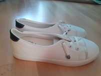 Buty sportowe nowe rozm. 36,5