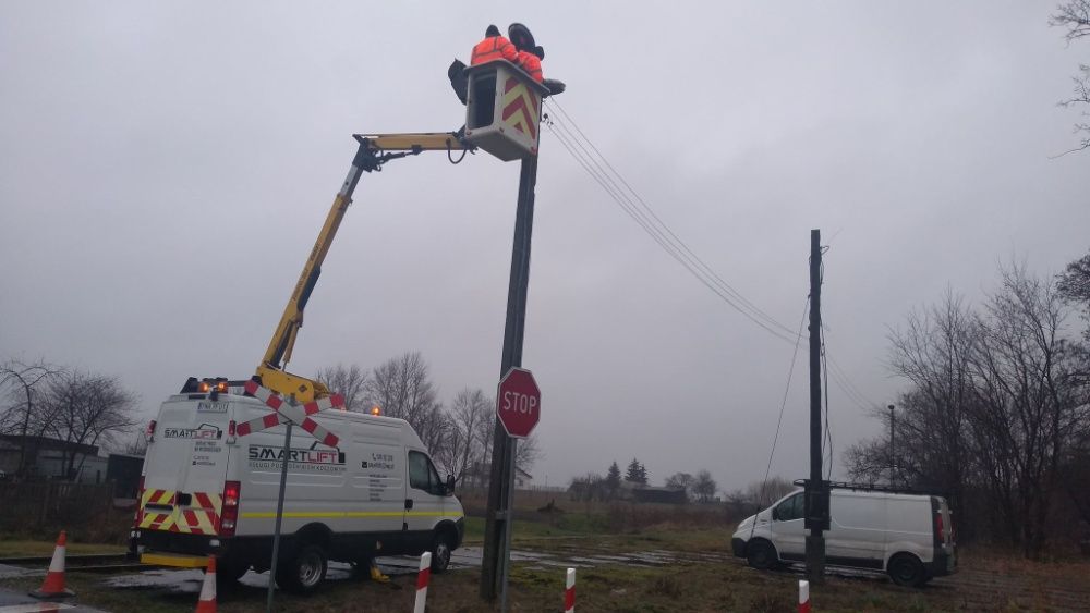 Podnośnik Koszowy zwyżka -  usługi wycinka drzew Wągrowiec  i okolice