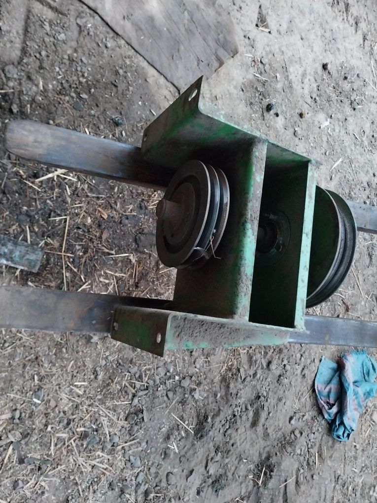Przystawka napędu sieczkarni john deere