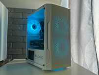 Nowy Komputer Gamingowy RX 7600 Ryzen 5 16GB RAM SSD Biały PC do Gier