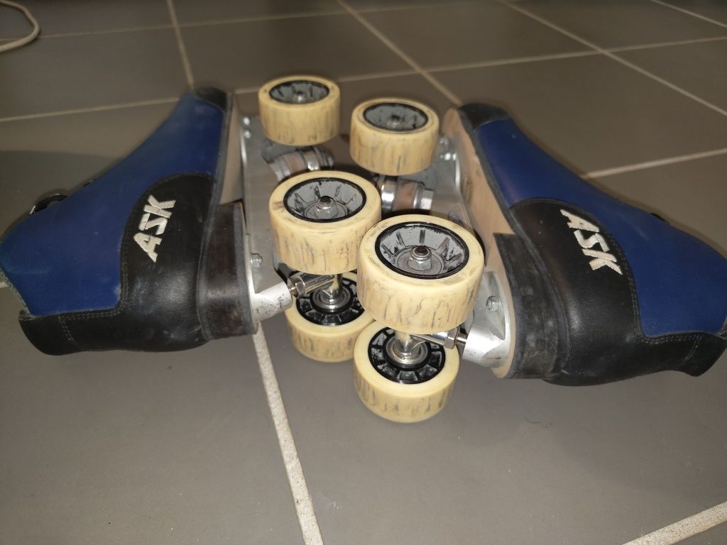 Patins de hóquei como novos