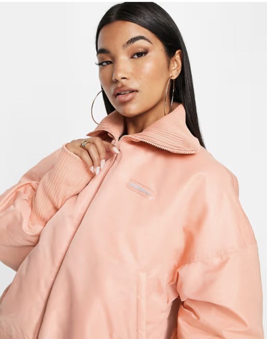 Куртка ветровка бомбер асимметричная персиковая adidas originals