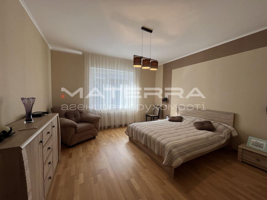 Продаж сучасного будинку в Забірʼє 1 лінія від лісу