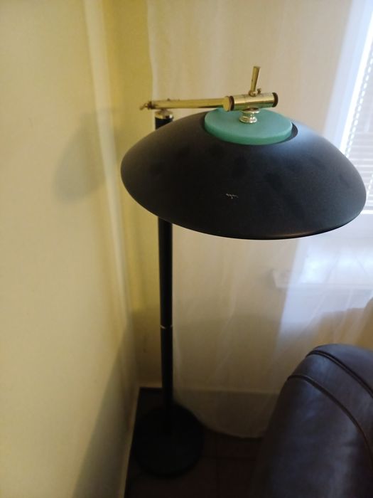Lampy podłogowe  masywne