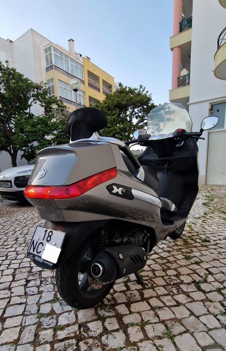 Mota de marca piaggio
