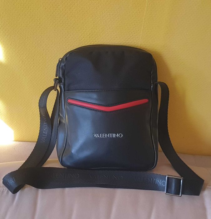 Oryginalna saszetka nerka Valentino