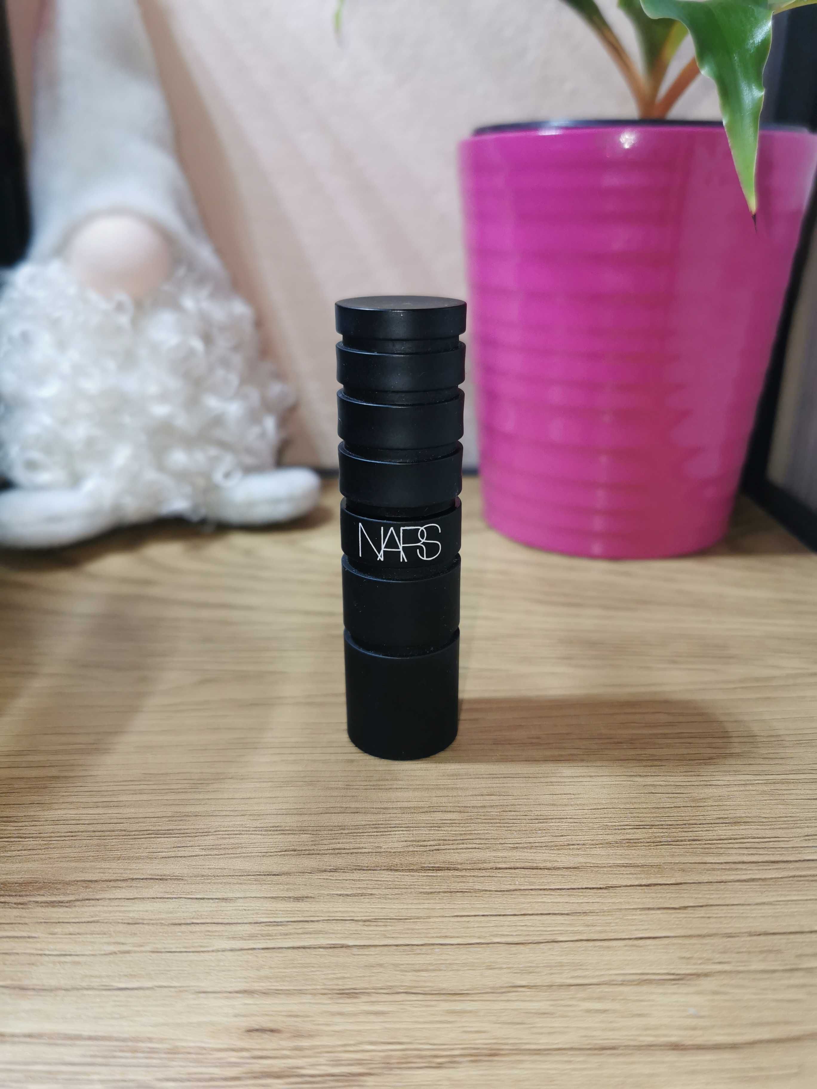 Nars - miniaturka mascara Climax Extreme - kolor Uncensored Black