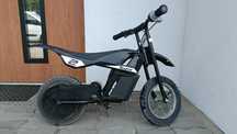 Motor elektryczny