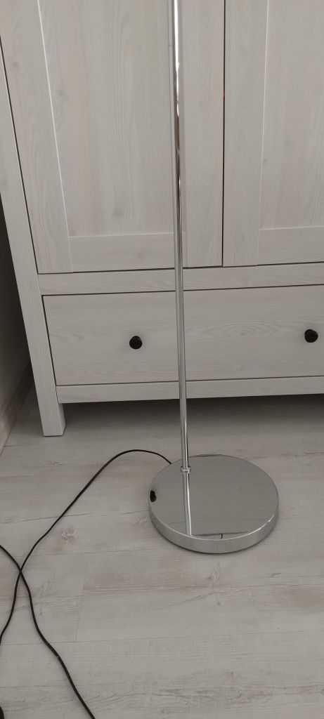 Lampa podłogowa chrom