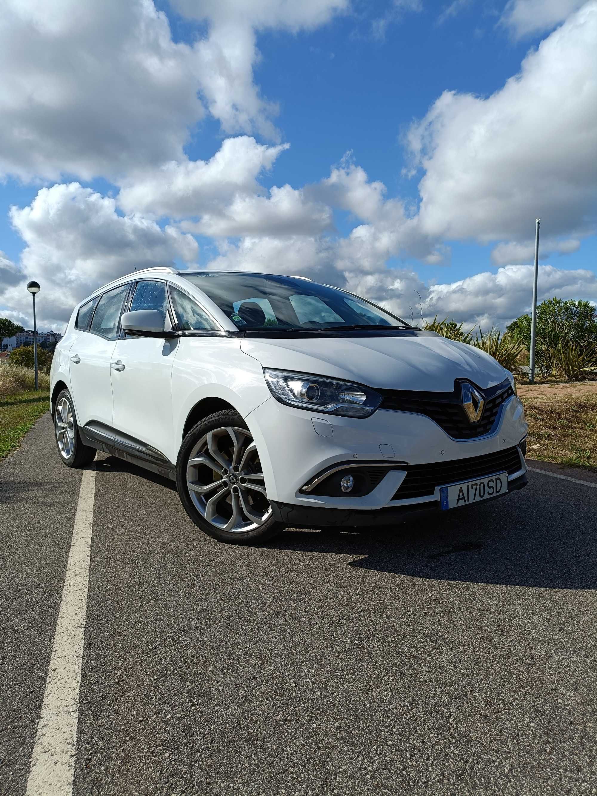 Renault grande scenic