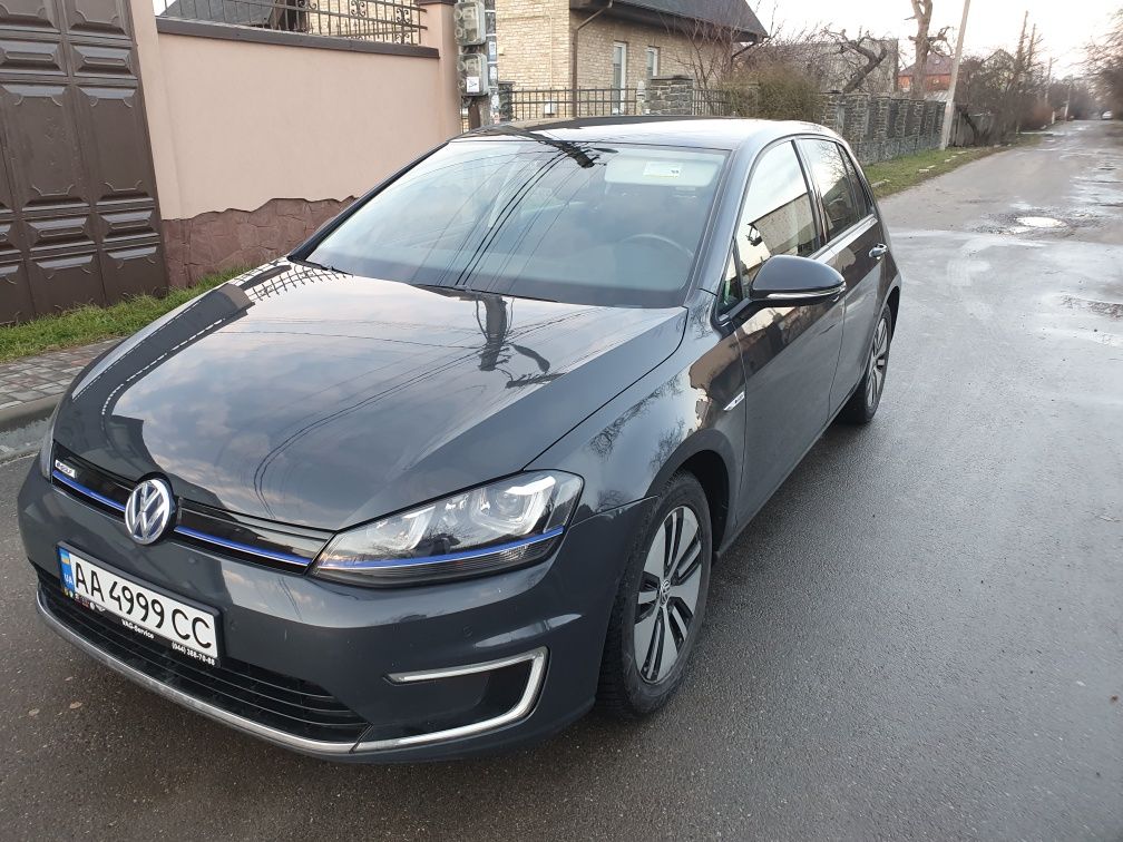 Volkswagen e-Golf 2017 35кВт