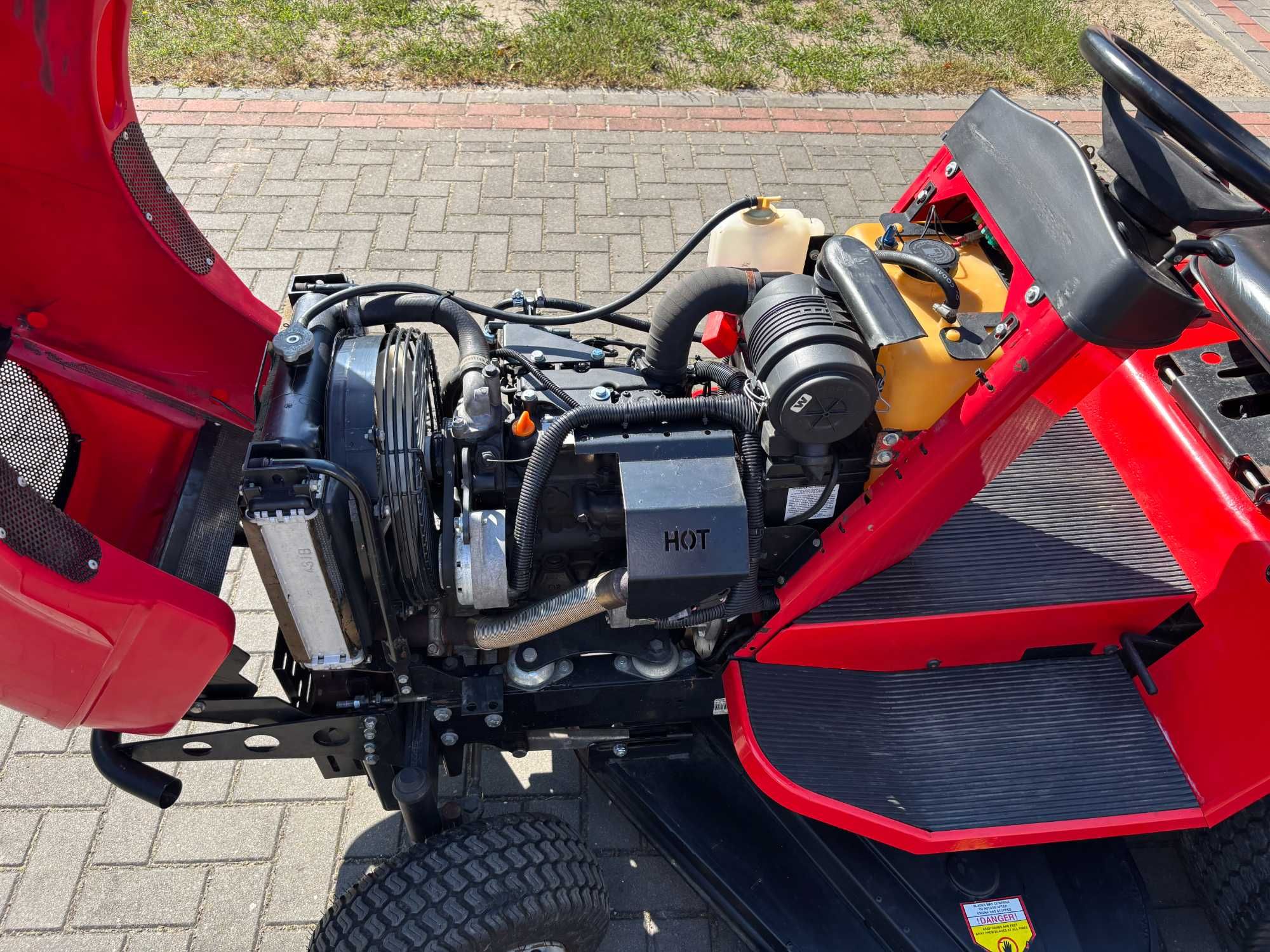 Kosiarka traktorek Countax A230D największy (3 cylindrowy diesel)