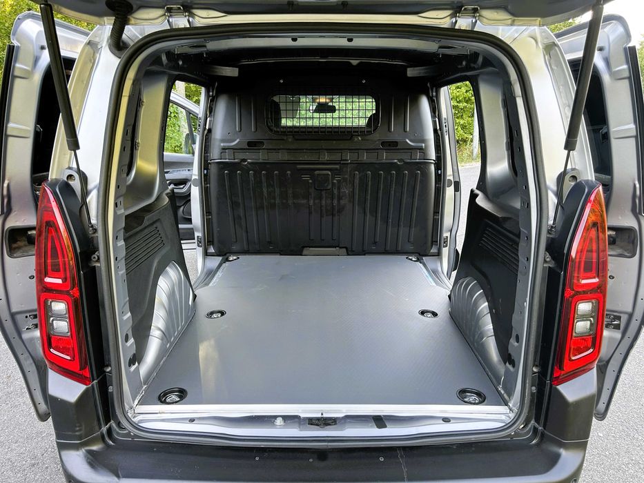 Opel Combo Bogata wersja 5 Drzwiowy Super Stan