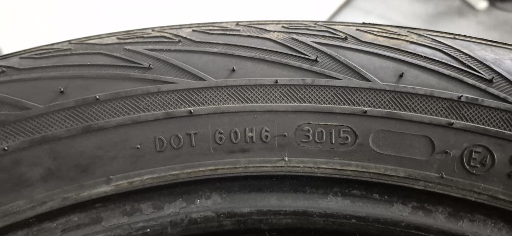 Opony zimowe Nokian 235/55R18 r 104h XL 235/55/18R XL SUV